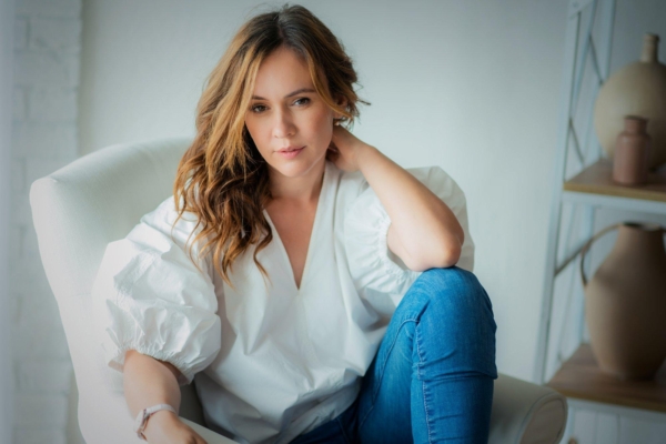 ALKEEMIA PODCAST | Anneli Urge teraapialabori külaliseks on rahvusvaheline autor ja Mindvalley kaasasutaja Kristina Mänd – Lakhiani